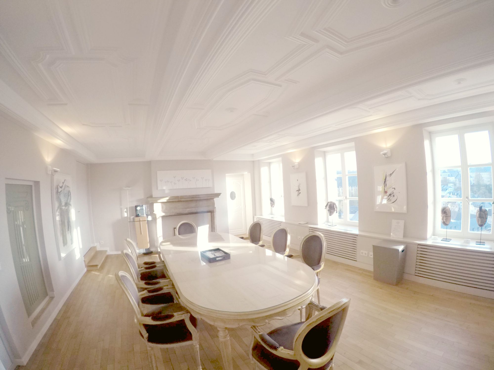 City Center - 1 Bedroom Charming Demo Apartment