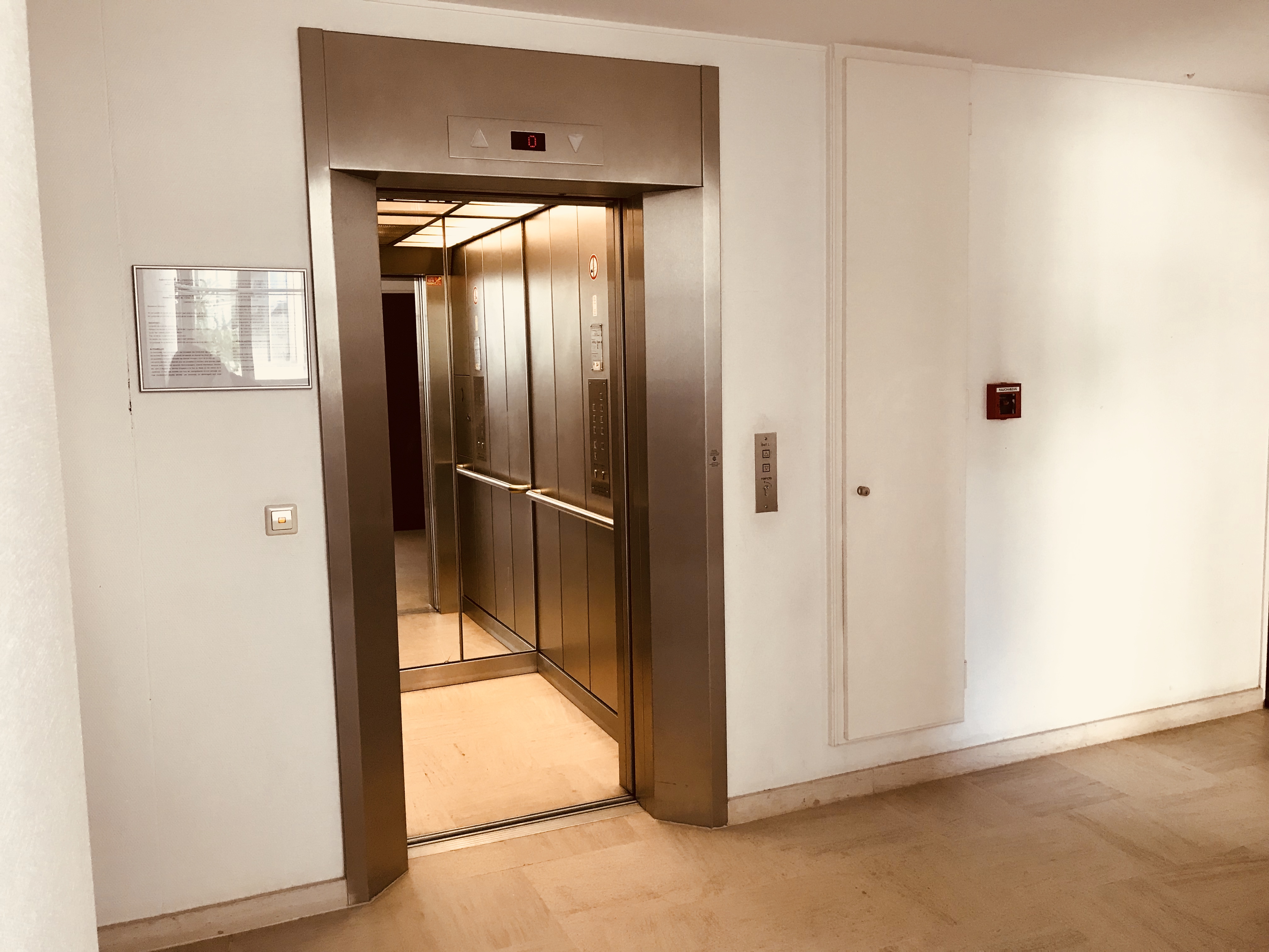 Belair - 2 Bedroom 100sqm Apartment includes Balcony and Parking, next to Bus stop