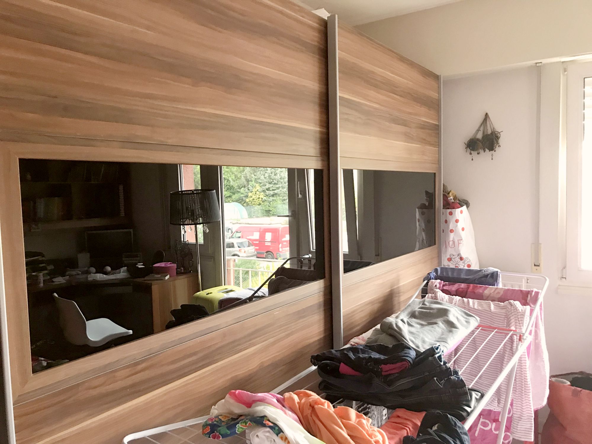 Strassen - 1 Bedroom Apartment with Indoor Parking and Balcony