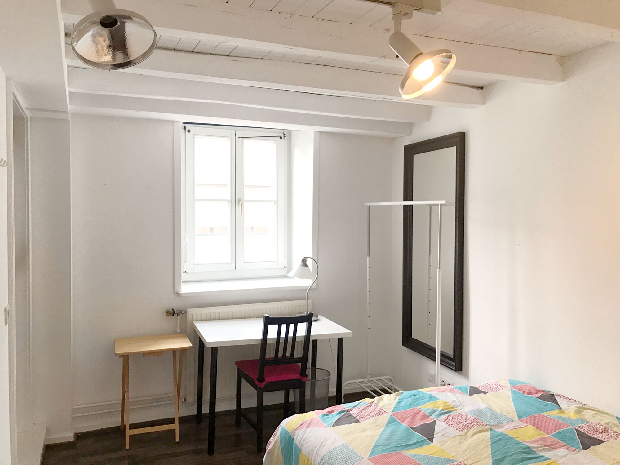 City Center (R4) - 1 Furnished Room to Share in 2-bed apartment,