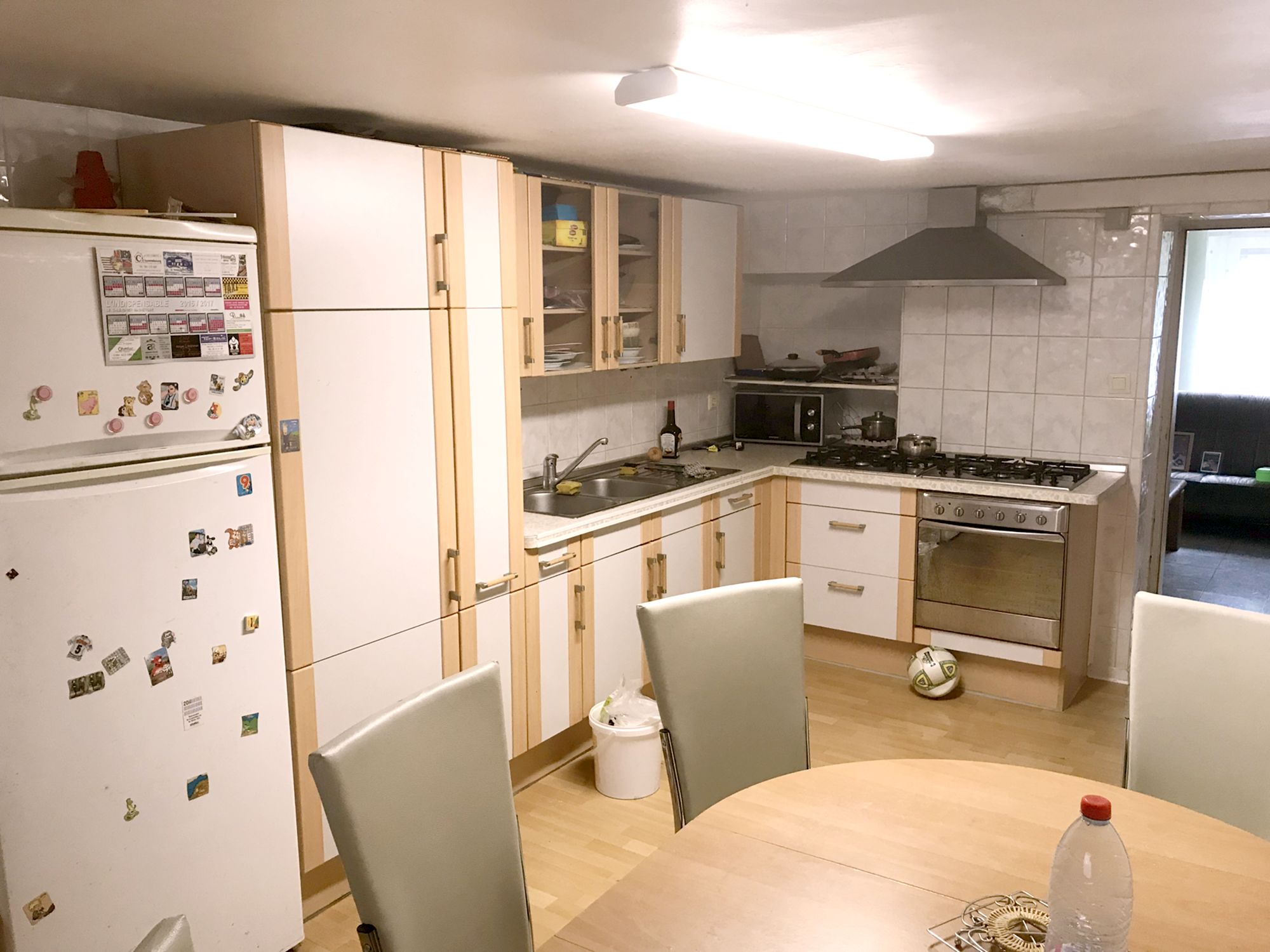 Outter City Bivange - 3 Bedroom Apartment with 2 Parking and Garden, Shared Kitchen