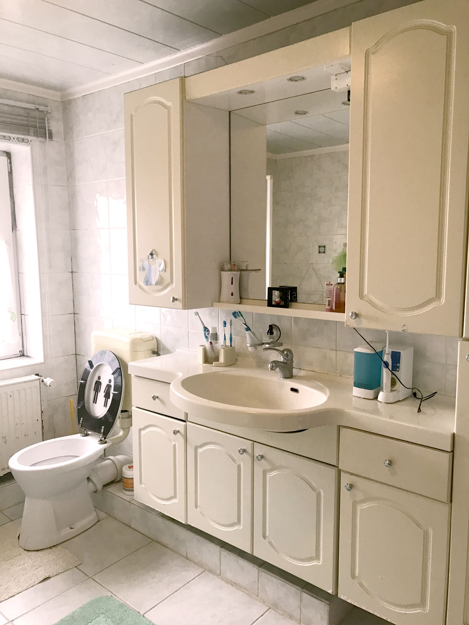 Outter City Bivange - 3 Bedroom Apartment with 2 Parking and Garden, Shared Kitchen