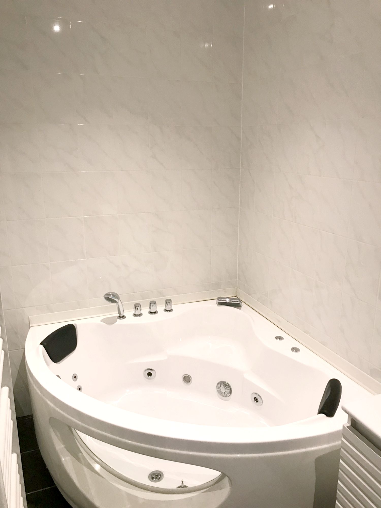 Esch-sur-Alzette - 3 Bedroom Apartment with Garden