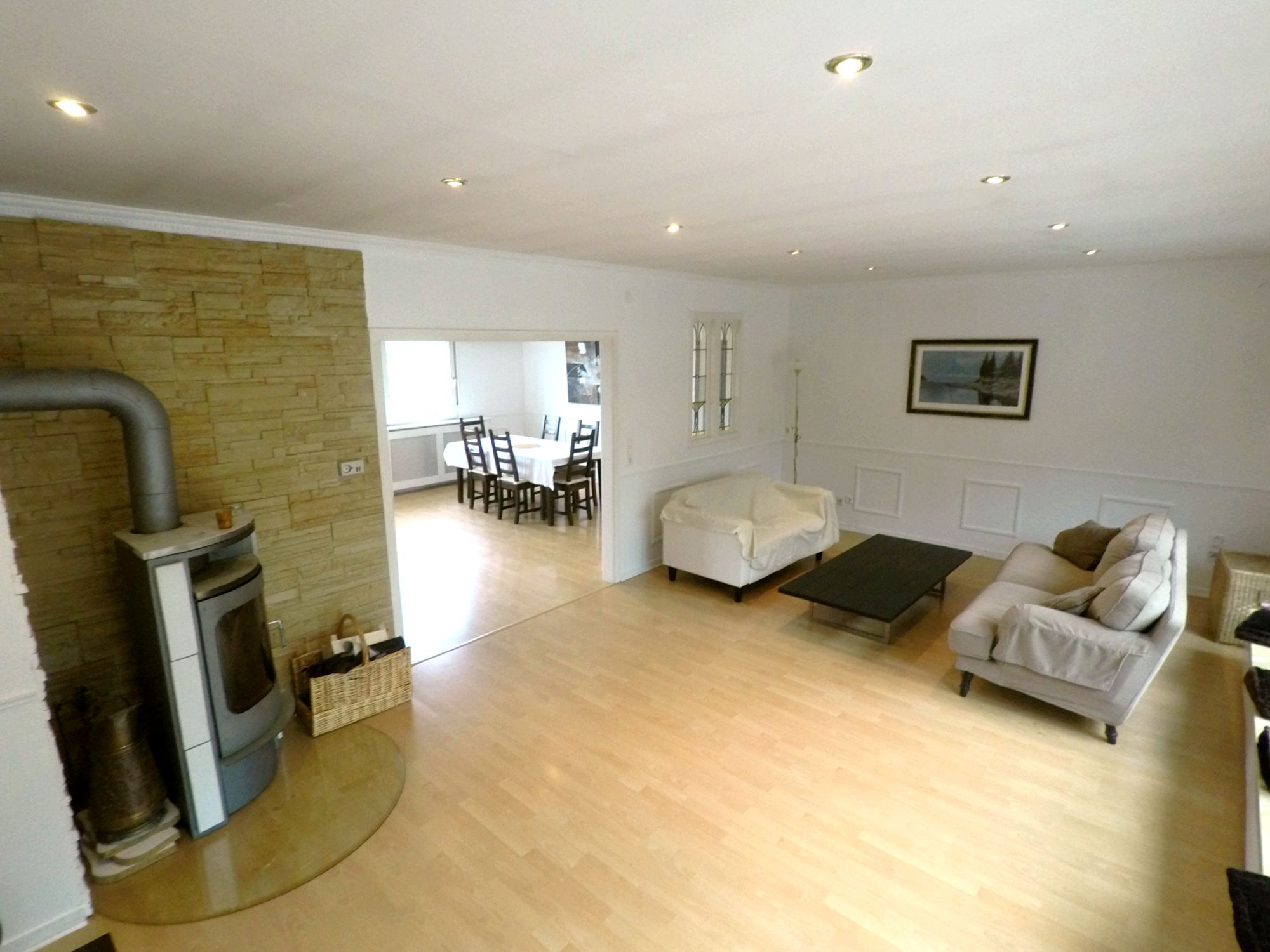 Trierweiler - House 4 Bedrooms 2 Garages with Large Garden Bright Living Room for sale