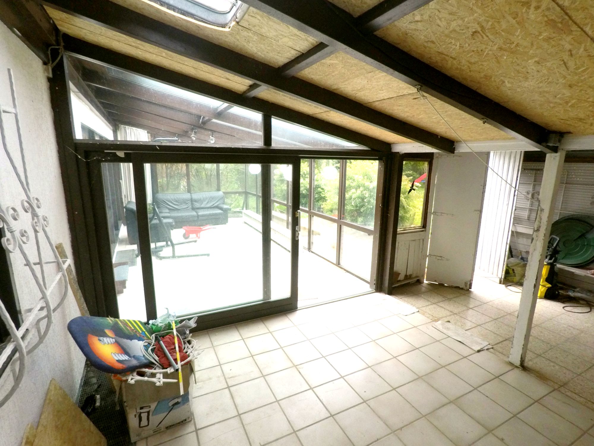 Trierweiler - House 4 Bedrooms 2 Garages with Large Garden Bright Living Room for sale