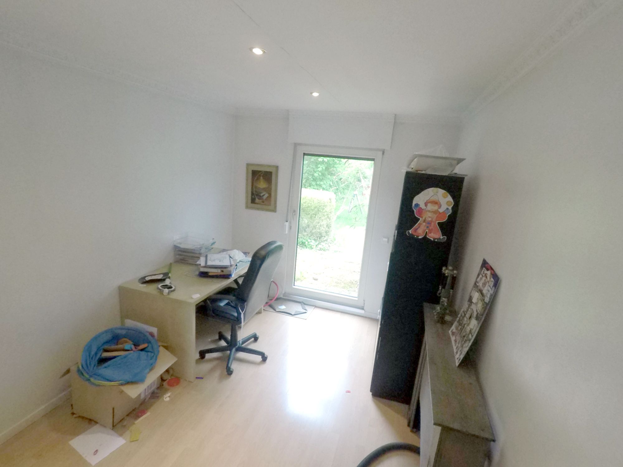 Trierweiler - House 4 Bedrooms 2 Garages with Large Garden Bright Living Room for sale