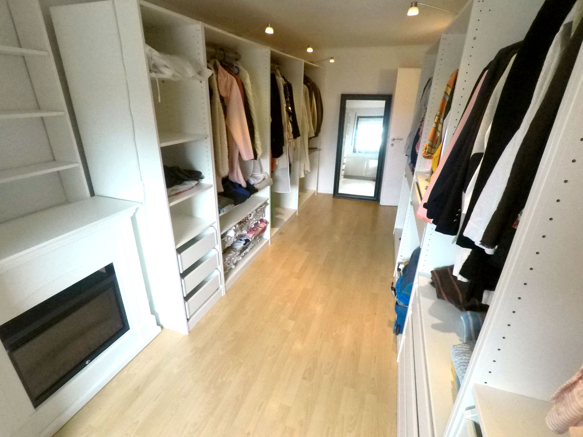 Trierweiler - House 4 Bedrooms 2 Garages with Large Garden Bright Living Room for sale